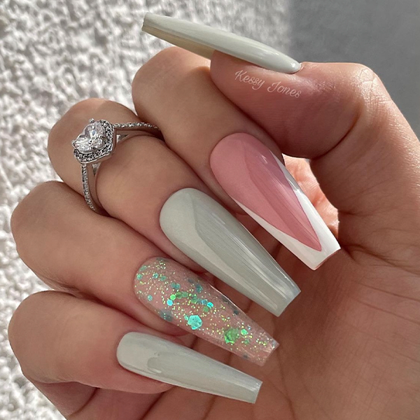 Trending Color Crush for Spring Nails: Green!