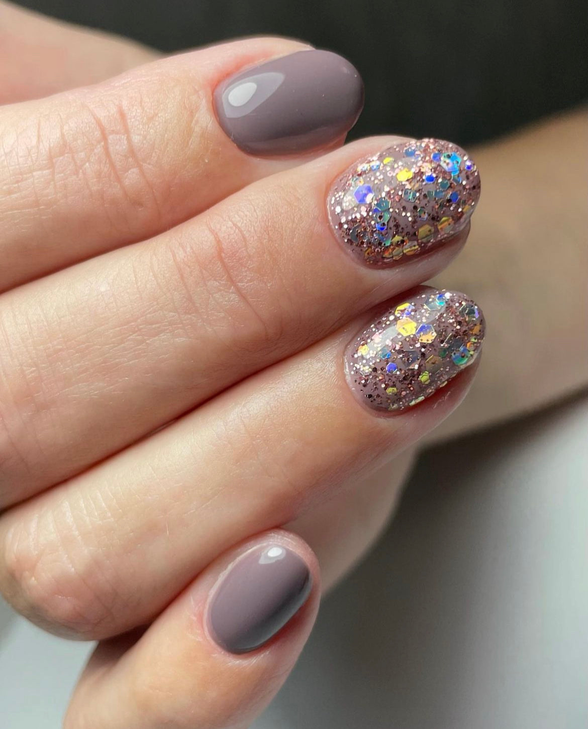 Clear Gel Nails with Glitter: Illuminating Design Inspirations for Radiant  Elegance