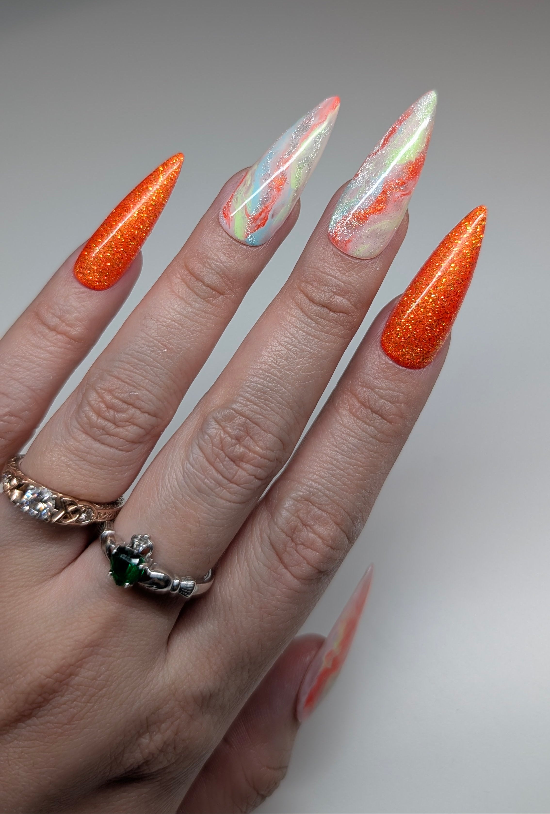 P+ Happy Unbirthday Glitter Gel Polish 10 ml