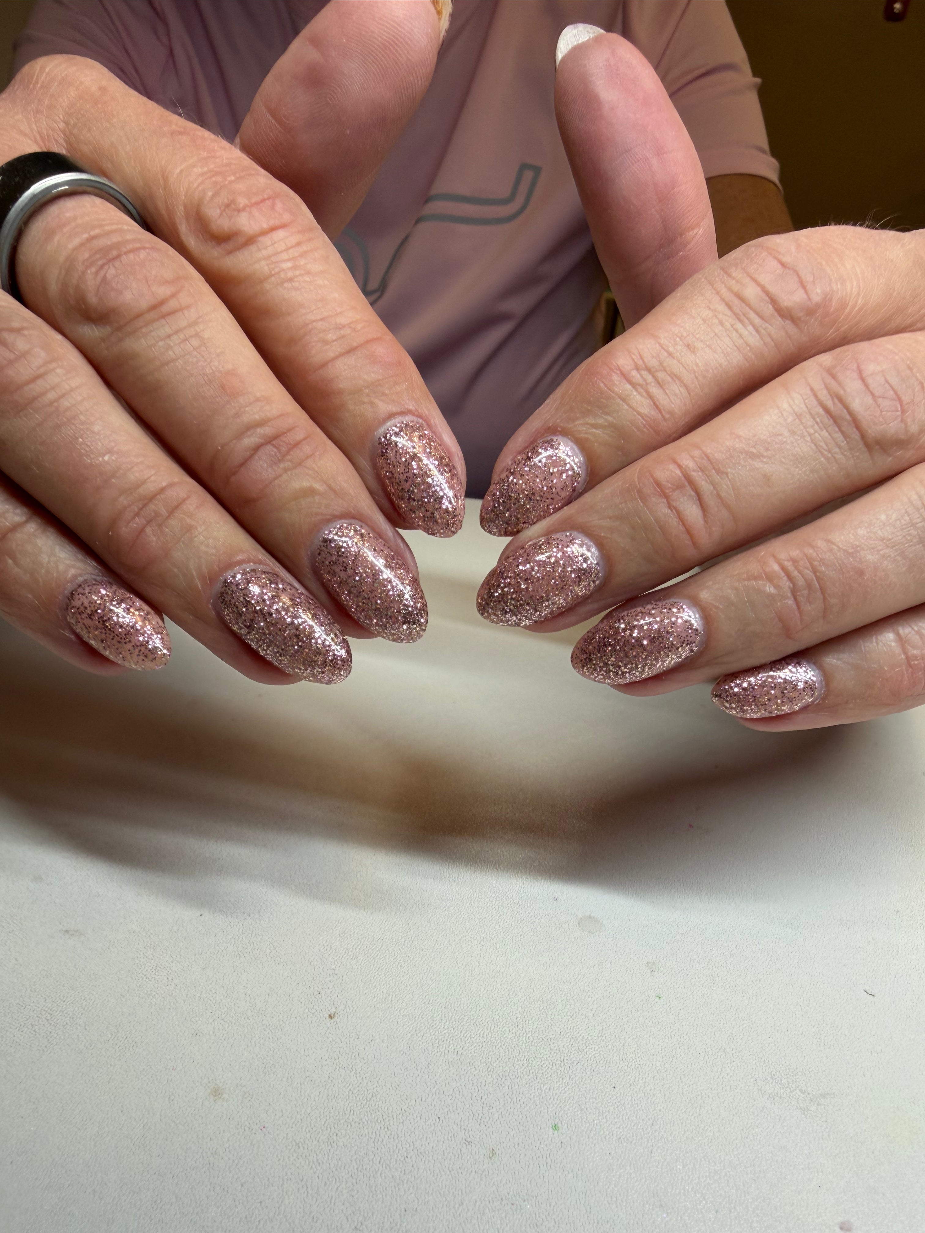 P+ Here for the Lights Glitter Gel Polish 10 ml